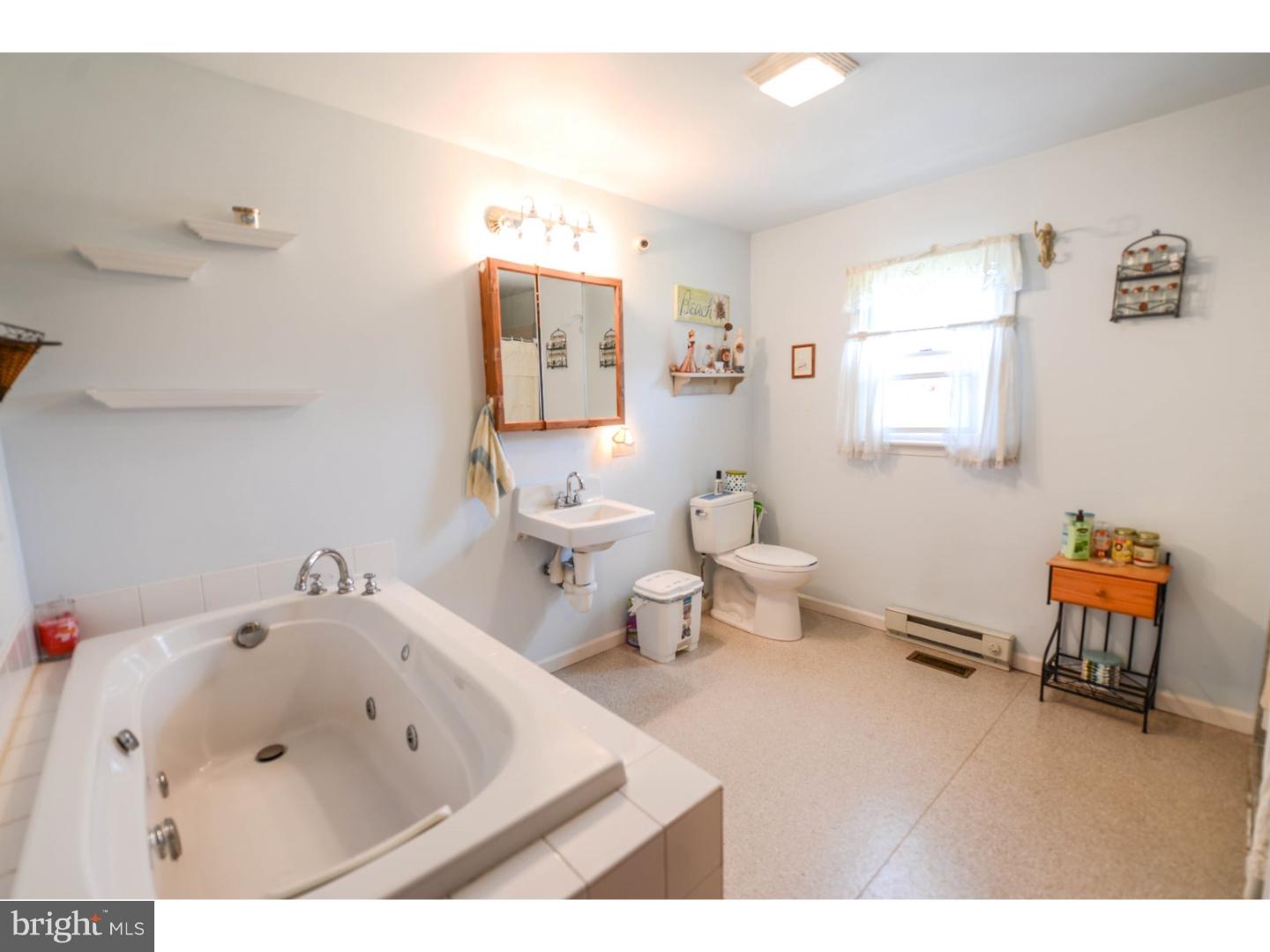 38 Alloway Friesburg Road Alloway, NJ 08001 - Photo 11 of 25
