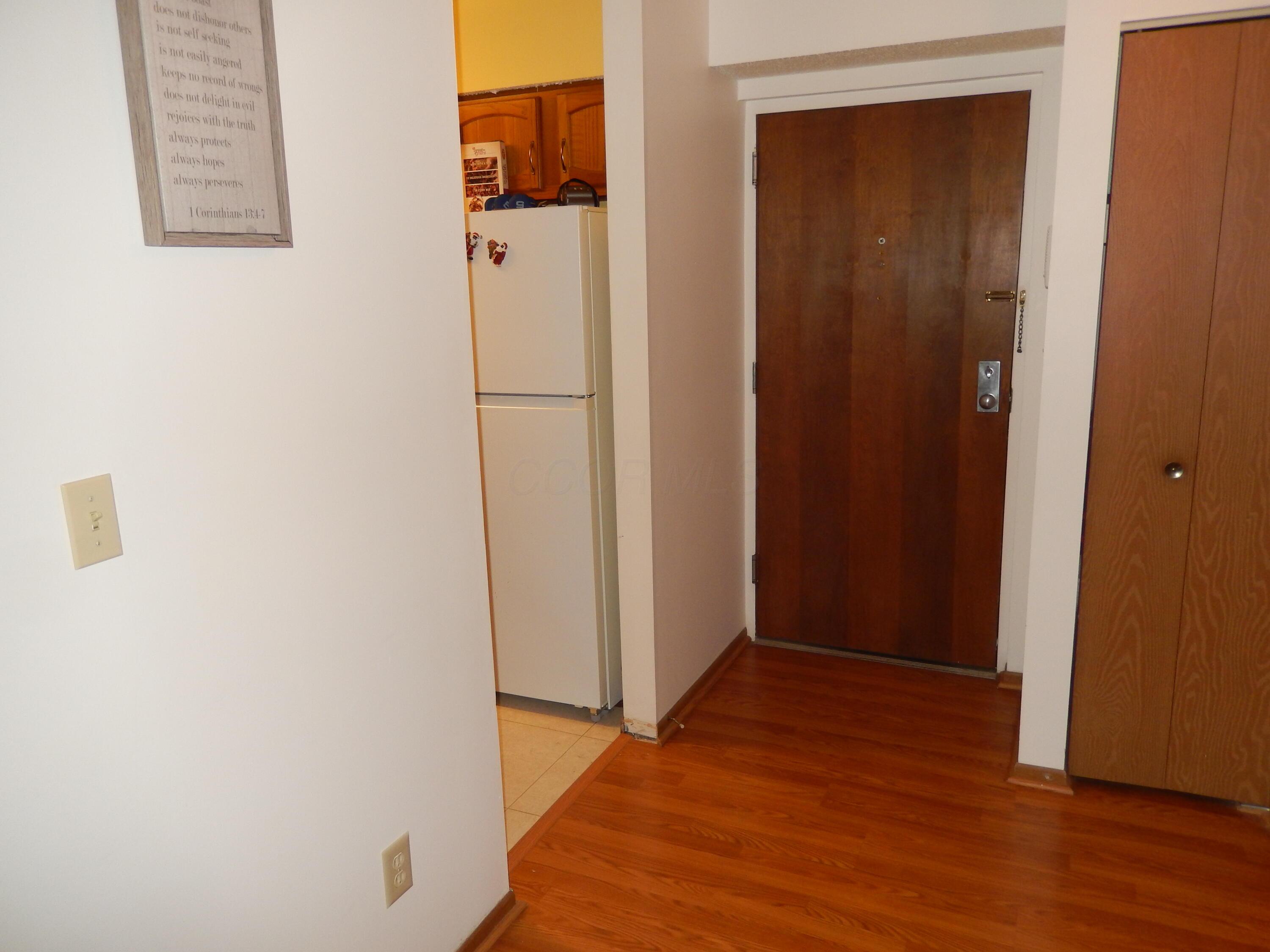 4143 Karl Road, Unit 215 Columbus, OH 43224 - Photo 2 of 13 DSCN9777