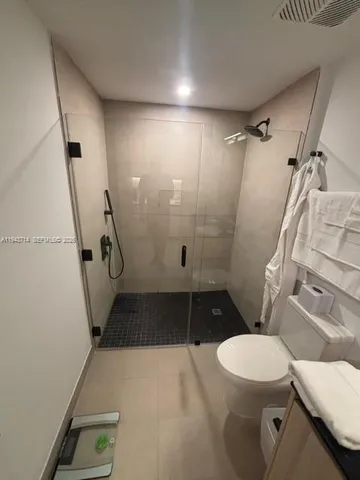 $580,000 | 225 North Miami Avenue, Unit 3308, Miami, FL 33128