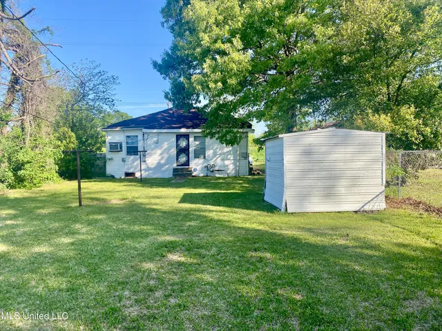 $55,000 | 810 South Edwards Avenue, Clarksdale, MS 38614