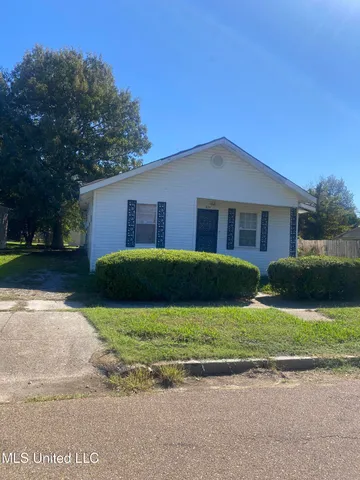 $55,000 | 810 South Edwards Avenue, Clarksdale, MS 38614