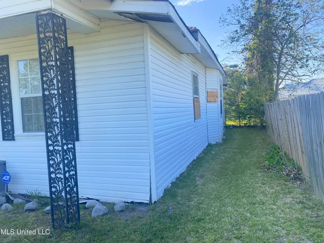 $55,000 | 810 South Edwards Avenue, Clarksdale, MS 38614