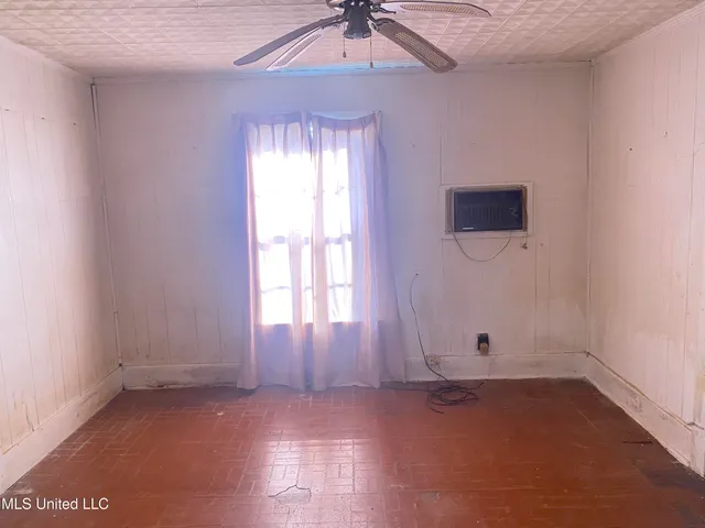 $55,000 | 810 South Edwards Avenue, Clarksdale, MS 38614