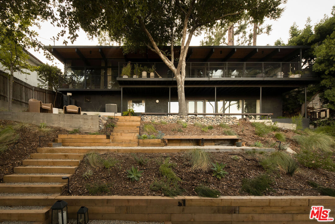 300 Anita Drive Pasadena, CA 91105 - Photo 25 of 26 a view of a water fountain