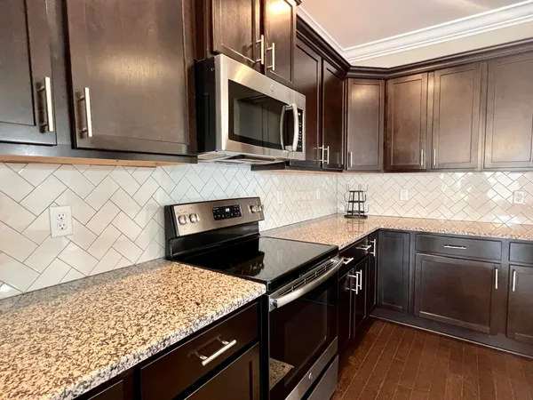 $2,500 | 9015 Seven Lakes Drive, Ooltewah, TN 37363