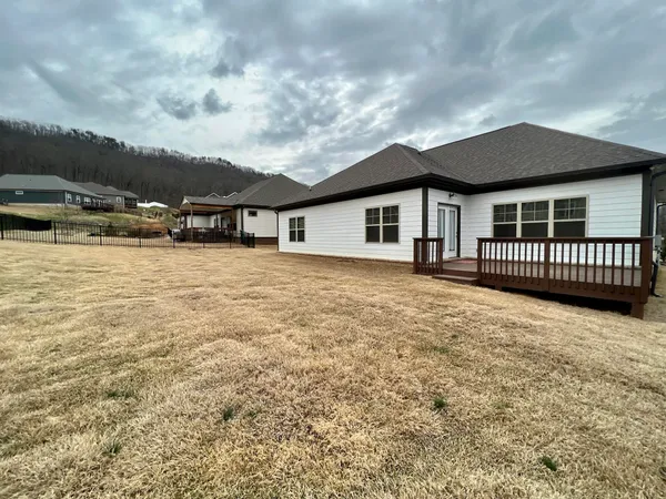 $2,500 | 9015 Seven Lakes Drive, Ooltewah, TN 37363