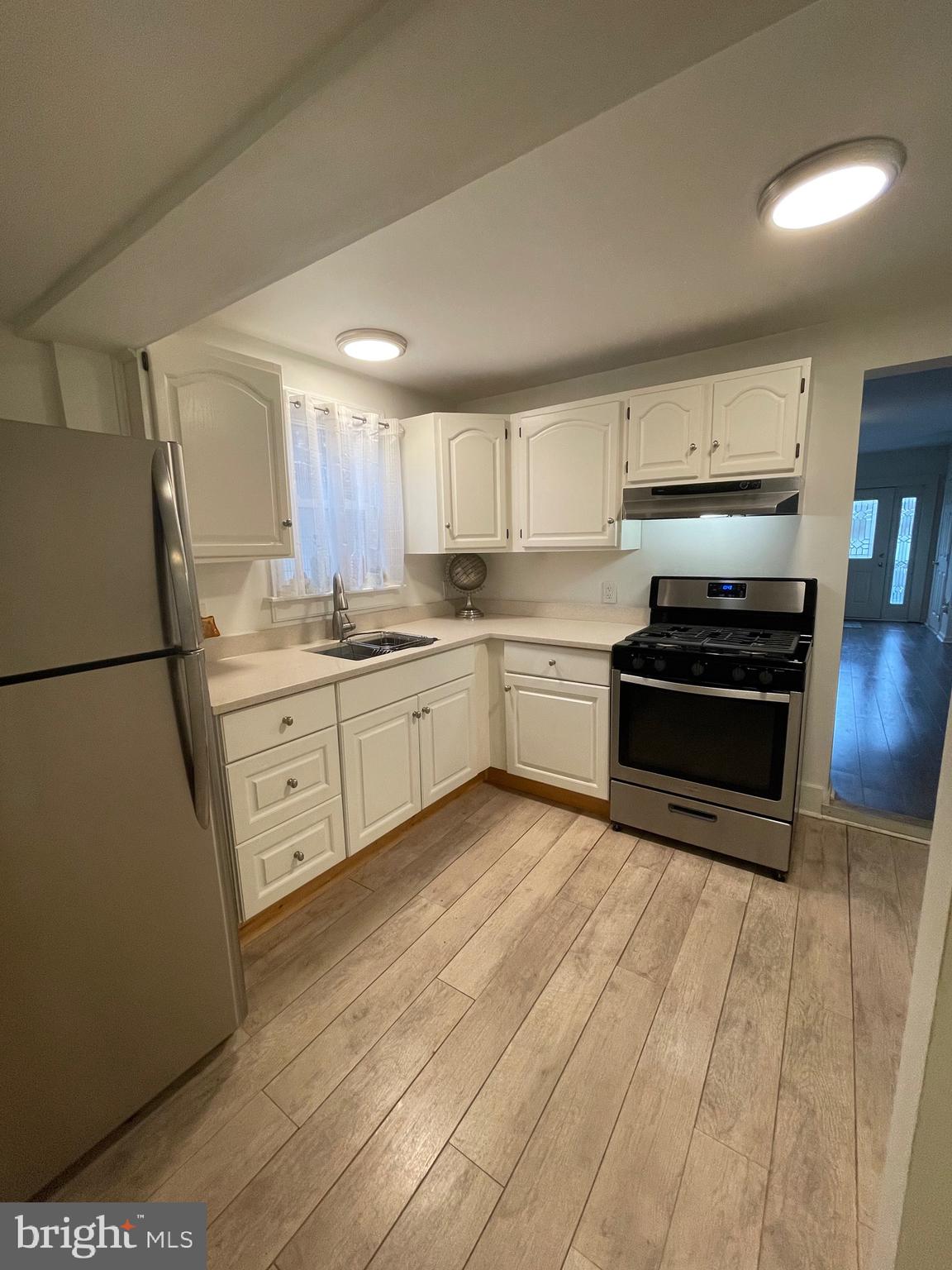 906 Ridgeway Street Gloucester City, NJ 08030 - Photo 9 of 24 Gallery Image 9