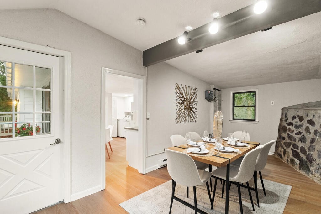18 East Border Road Malden, MA 02148 - Photo 7 of 33 Gallery Image 7