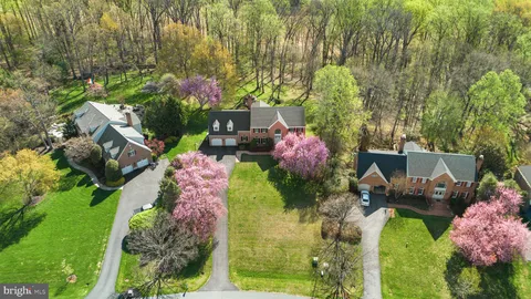 $1,299,000 | 18117 Hayloft Drive, Derwood, MD 20855