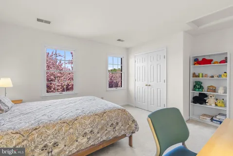 $1,299,000 | 18117 Hayloft Drive, Derwood, MD 20855