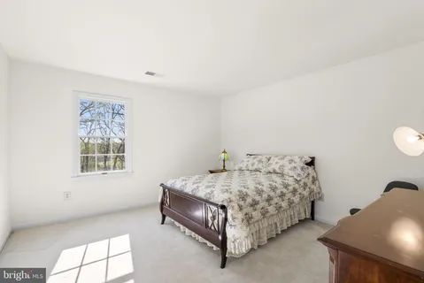 $1,299,000 | 18117 Hayloft Drive, Derwood, MD 20855