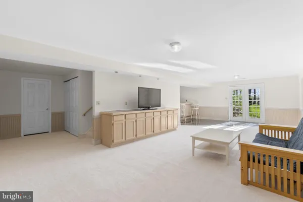 $1,299,000 | 18117 Hayloft Drive, Derwood, MD 20855