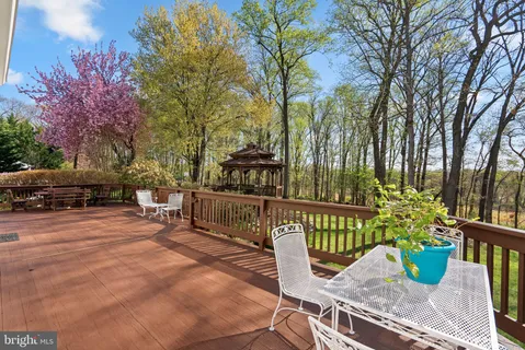 $1,299,000 | 18117 Hayloft Drive, Derwood, MD 20855