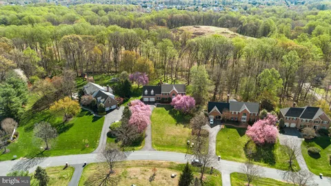 $1,299,000 | 18117 Hayloft Drive, Derwood, MD 20855