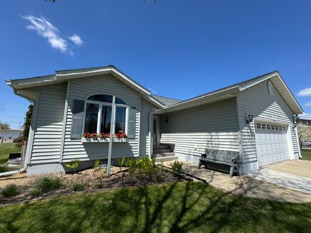 901 5th Street Northeast Staples, MN 56479 - Photo 8 of 75