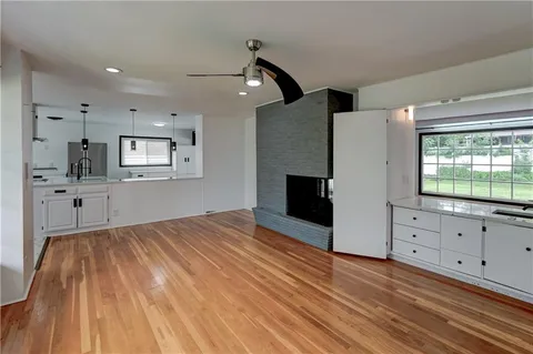 $509,900 | 1102 West 85th Terrace, Kansas City, MO 64114