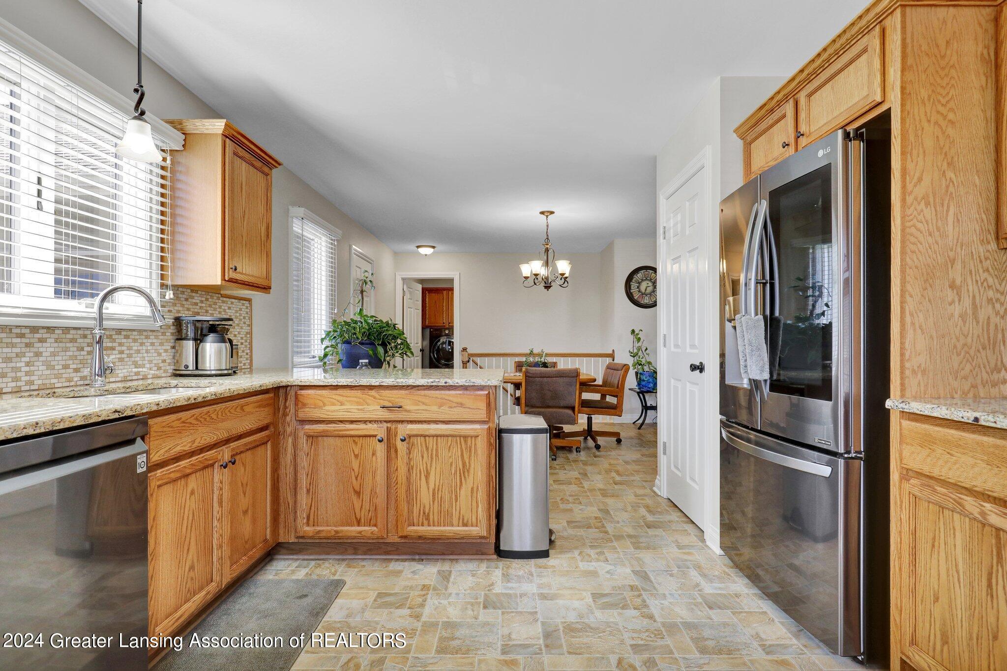 11469 Windmill Pointe, Unit 43 Clio, MI 48420 - Photo 10 of 29 20-web-or-mls-Open Ended Media-20 (3)