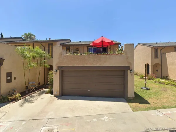 $899,000 | 3858 Caminito De Tatan, San Diego, CA 92111