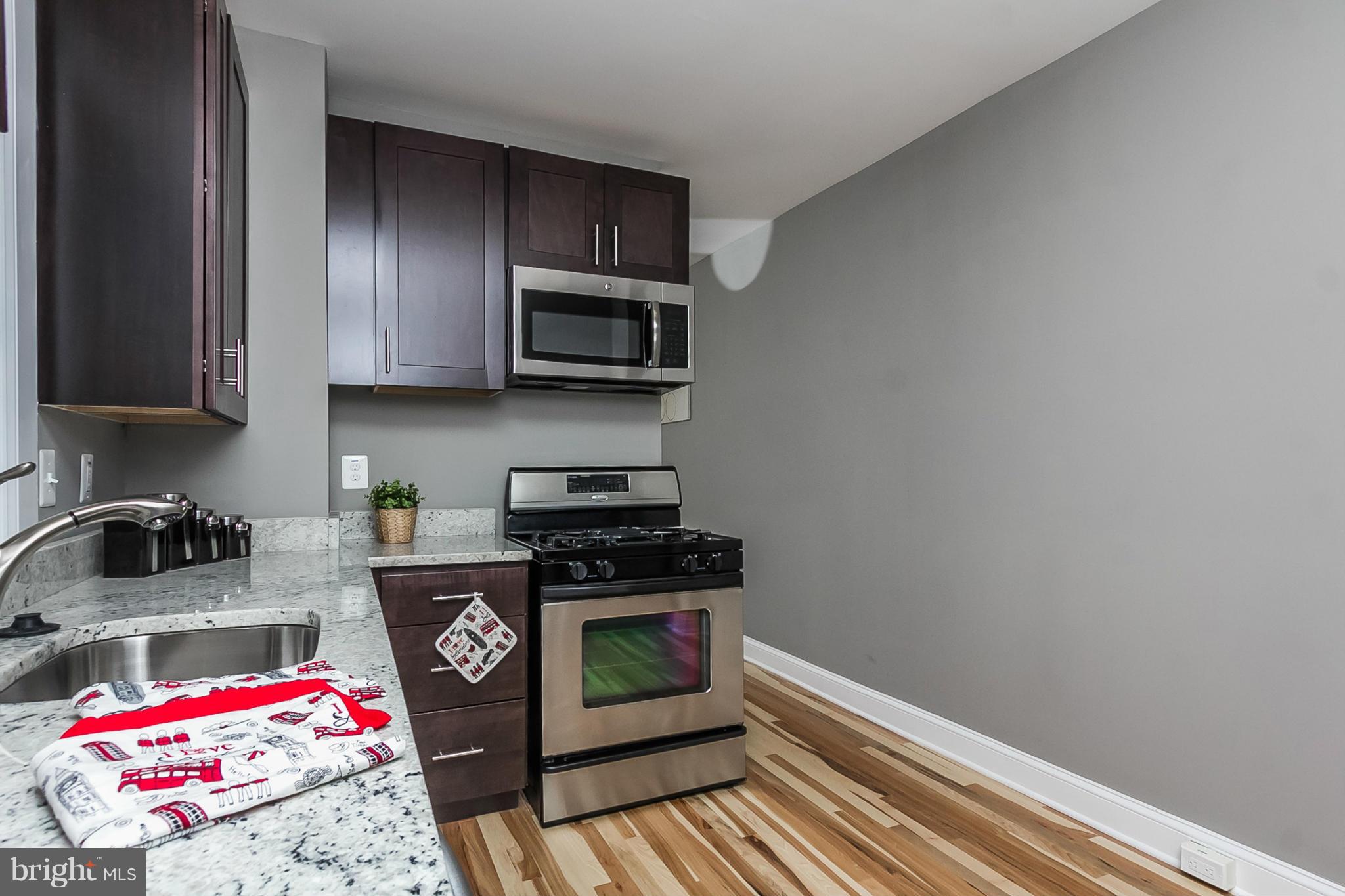 7037 Dunbar Road Baltimore, MD 21222 - Photo 16 of 29 Kitchen