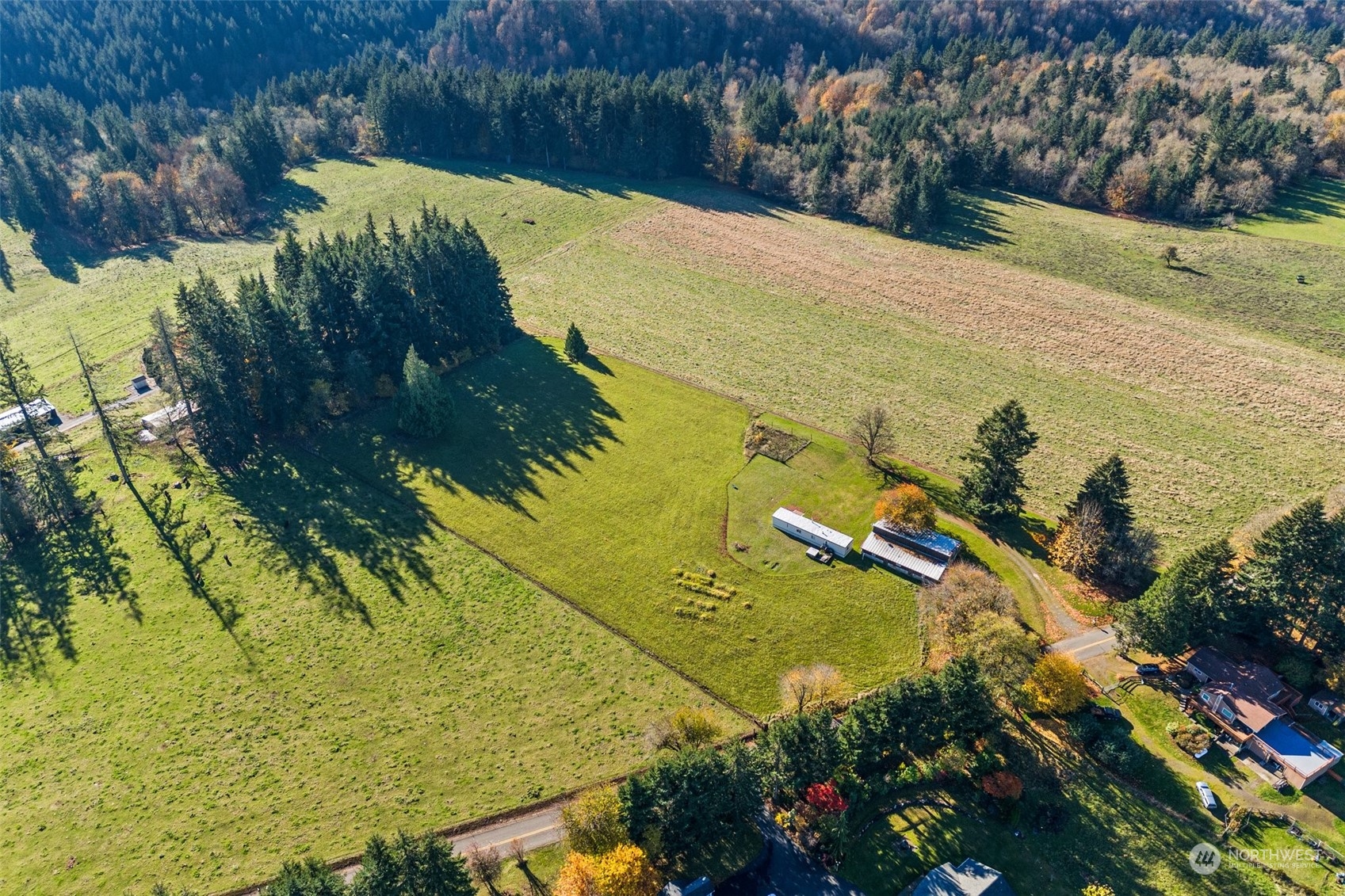 10529 Lundeen Road Southwest Rochester, WA 98579 - Photo 16 of 35