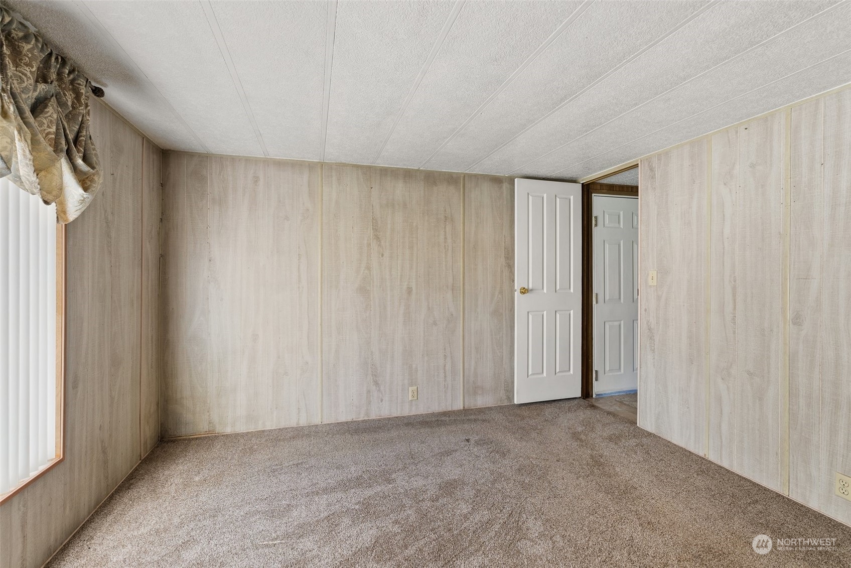 10529 Lundeen Road Southwest Rochester, WA 98579 - Photo 10 of 35