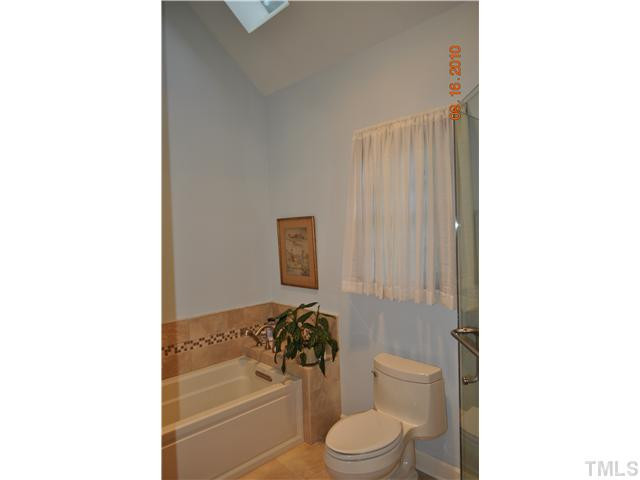 8700 Zinfandel Place Raleigh, NC 27615 - Photo 15 of 17 Photo 15
