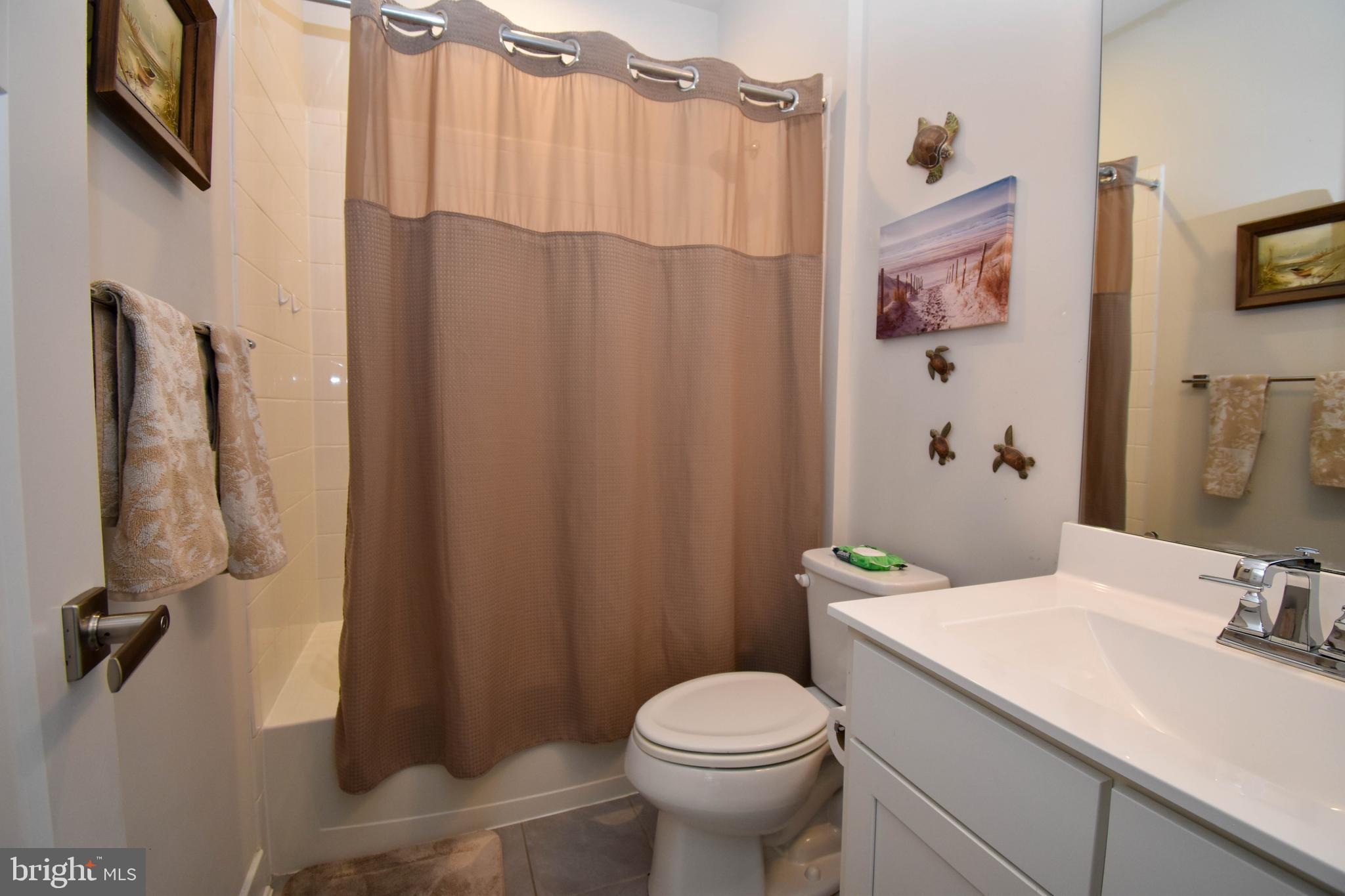 36611 Red Cedar Loop, Unit 19 Ocean View, DE 19970 - Photo 25 of 35 Secondary Bathroom