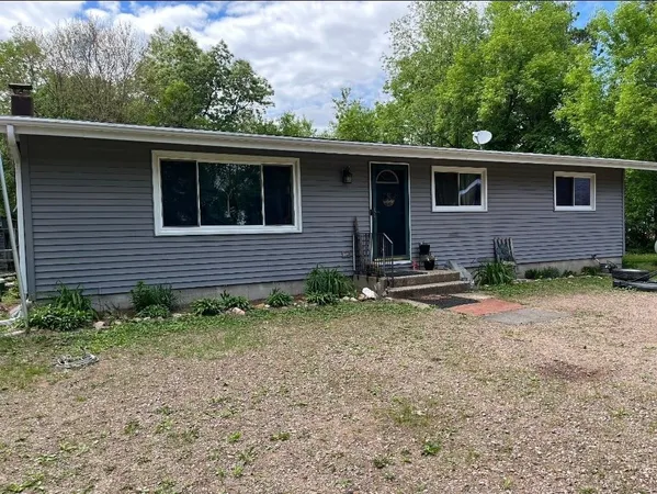 $330,000 | N3379 County Rd V, Hancock, WI 54943