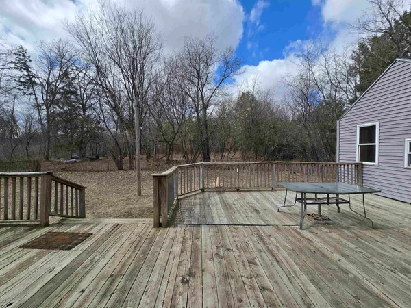 $330,000 | N3379 County Rd V, Hancock, WI 54943