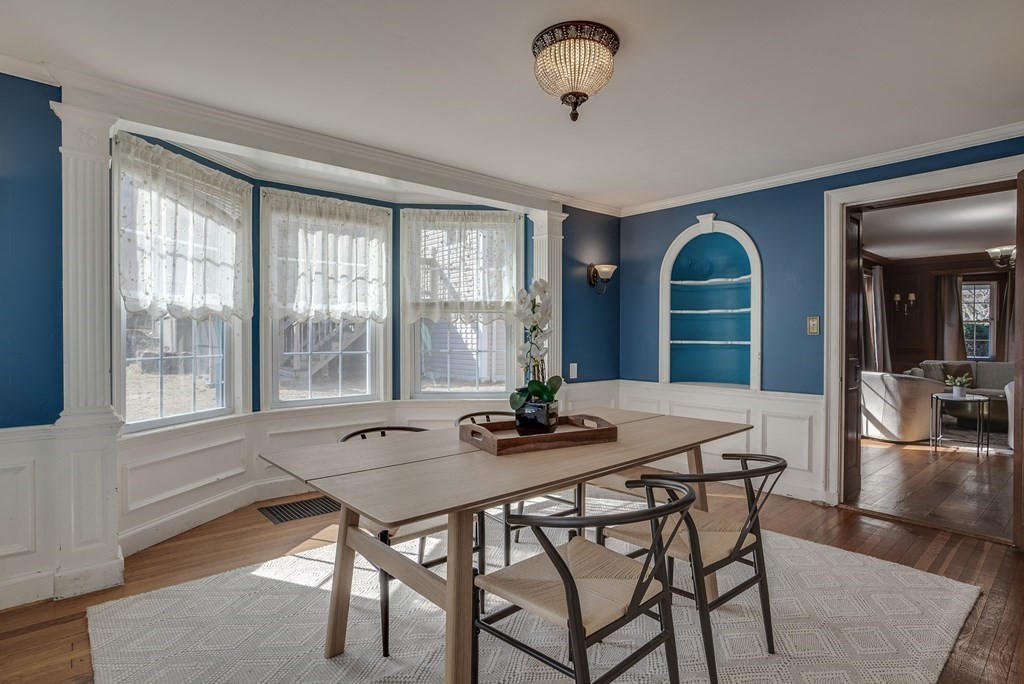 43 Whitney Road Quincy, MA 02169 - Photo 4 of 35 Gallery Image 4