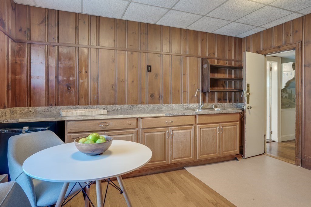 43 Whitney Road Quincy, MA 02169 - Photo 9 of 35 Gallery Image 9