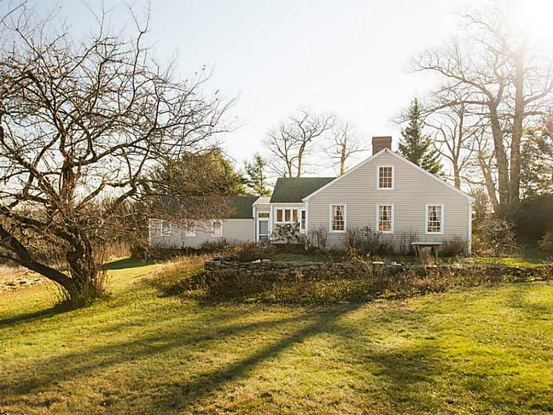 179 Foreside Road Cumberland Foreside, ME 04110 - Photo 27 of 34 Exterior Side View. Guest cottage...