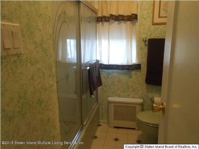 692 Annadale Road Staten Island, NY 10312 - Photo 13 of 13 20141104050441525022000000-o