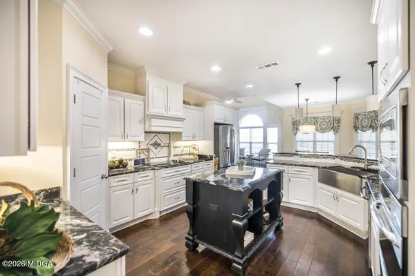 $575,000 | 201 Running Creek Drive, Warner Robins, GA 31088