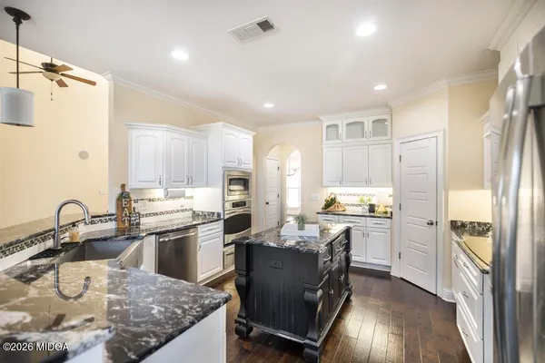 $575,000 | 201 Running Creek Drive, Warner Robins, GA 31088