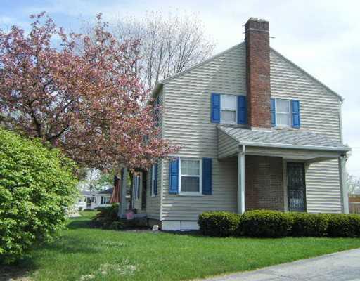 402 East Roseland Springfield, OH 45503 - Photo 7 of 8