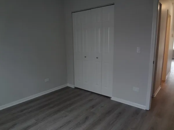 $1,950 | 220 Brett Circle, Unit B, Wauconda, IL 60084