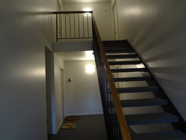 $1,950 | 220 Brett Circle, Unit B, Wauconda, IL 60084