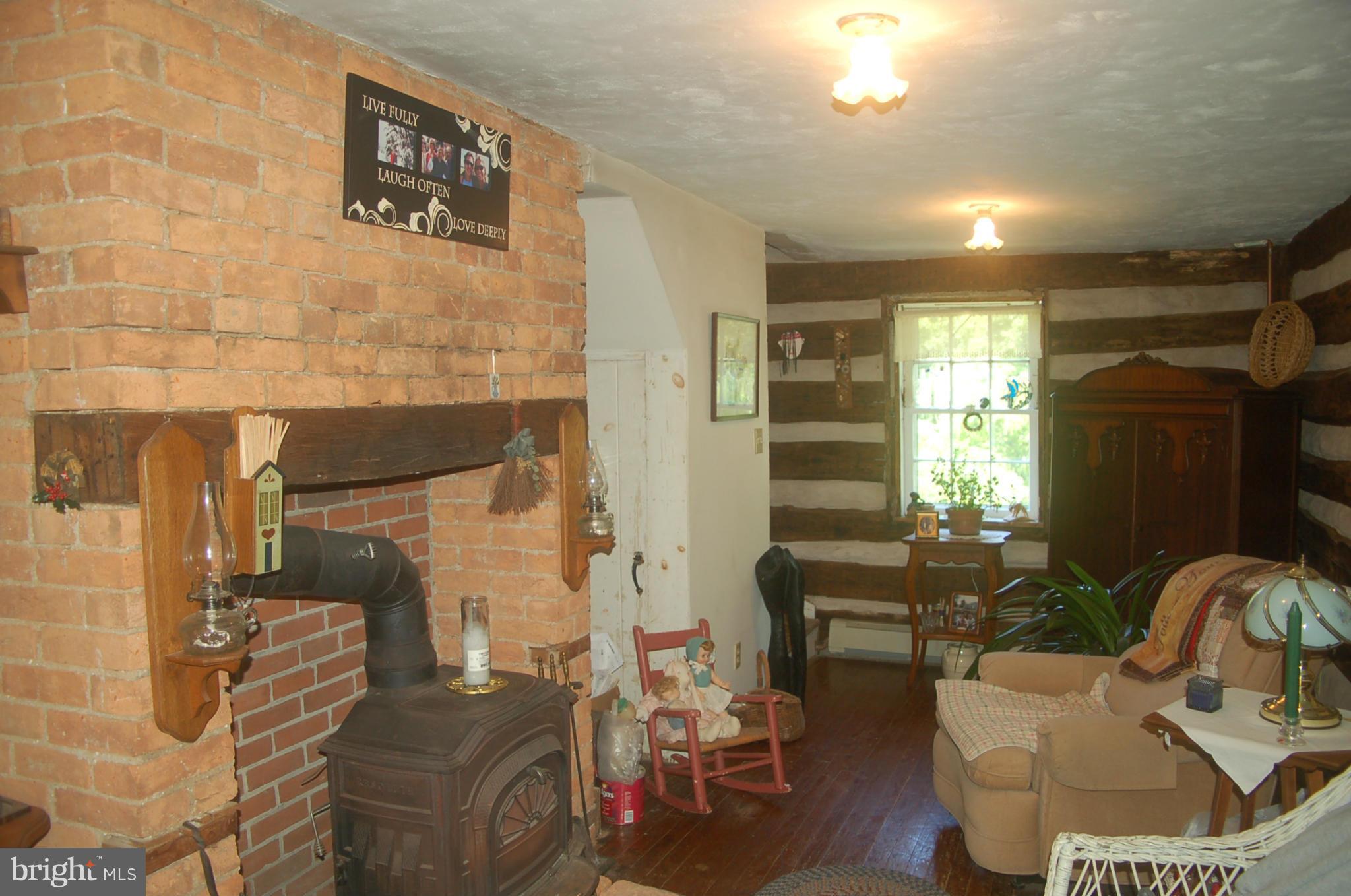 1730 Garrett Road Manchester, MD 21102 - Photo 17 of 17 Foyer