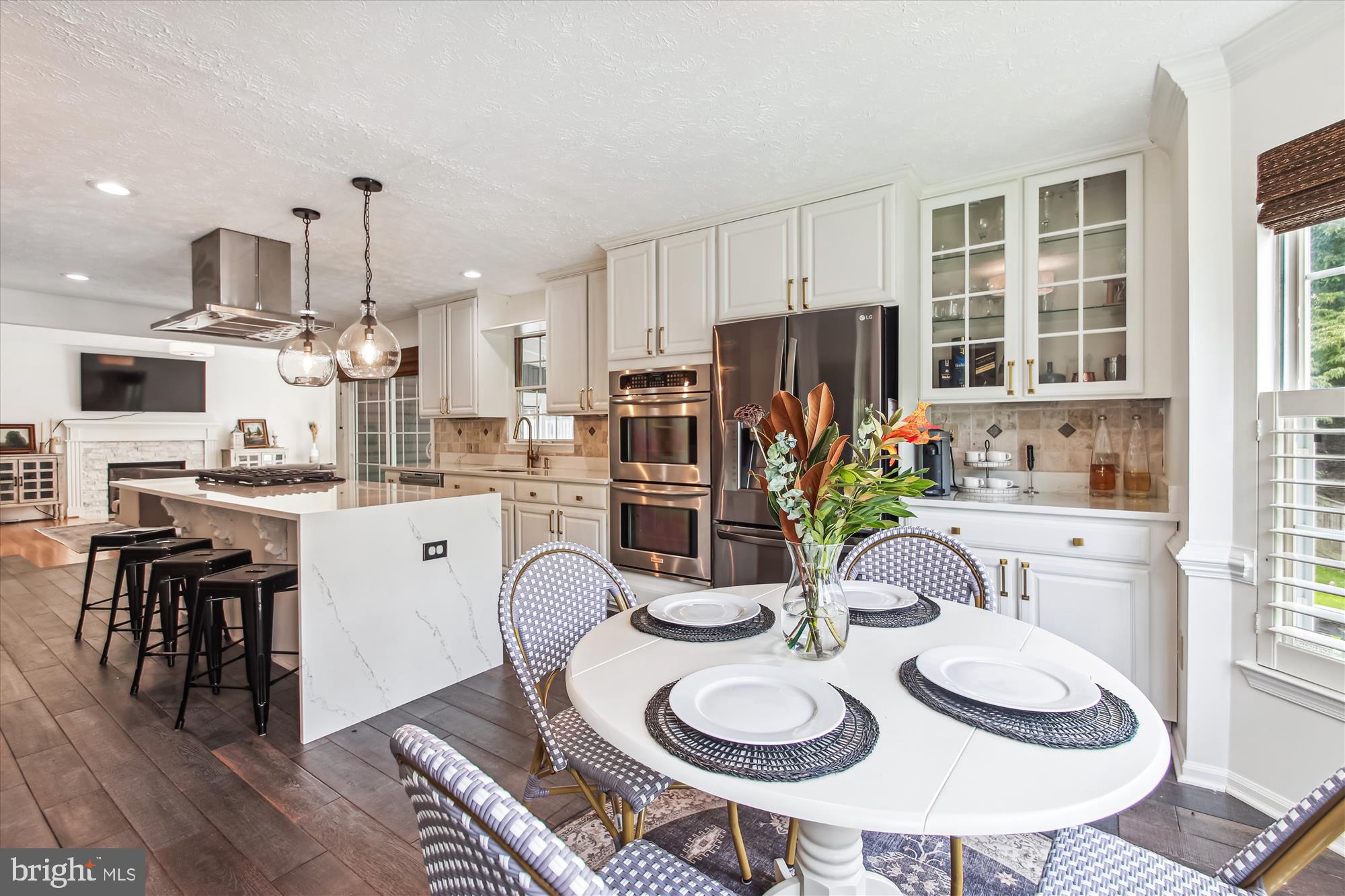 1552 Chapman Road Crofton, MD 21114 - Photo 17 of 51 Breakfast Area