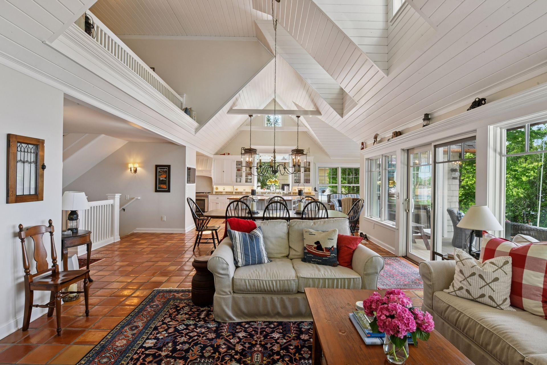 19820 Lakeview Avenue Deephaven, MN 55331 - Photo 13 of 32