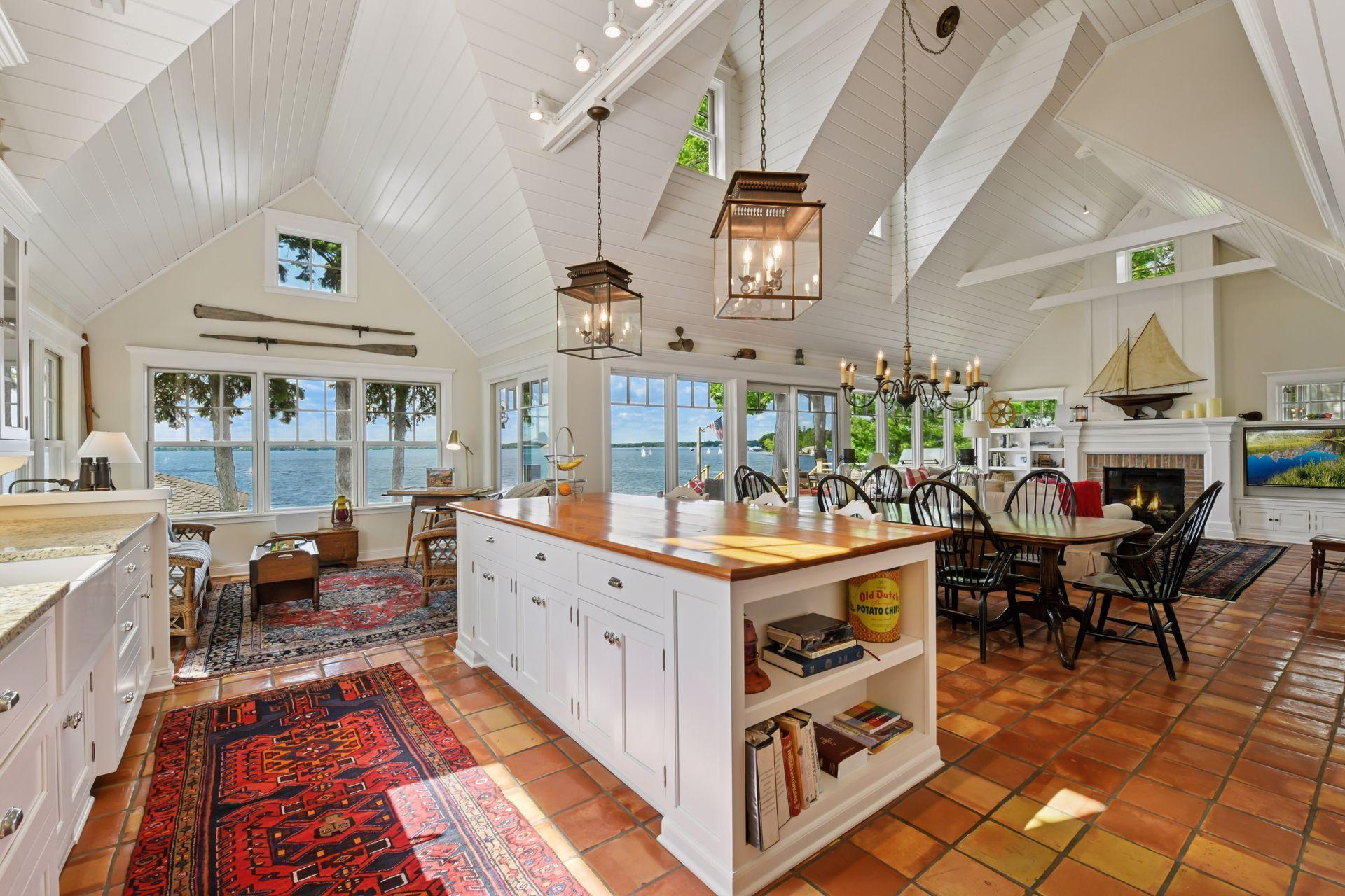 19820 Lakeview Avenue Deephaven, MN 55331 - Photo 16 of 32