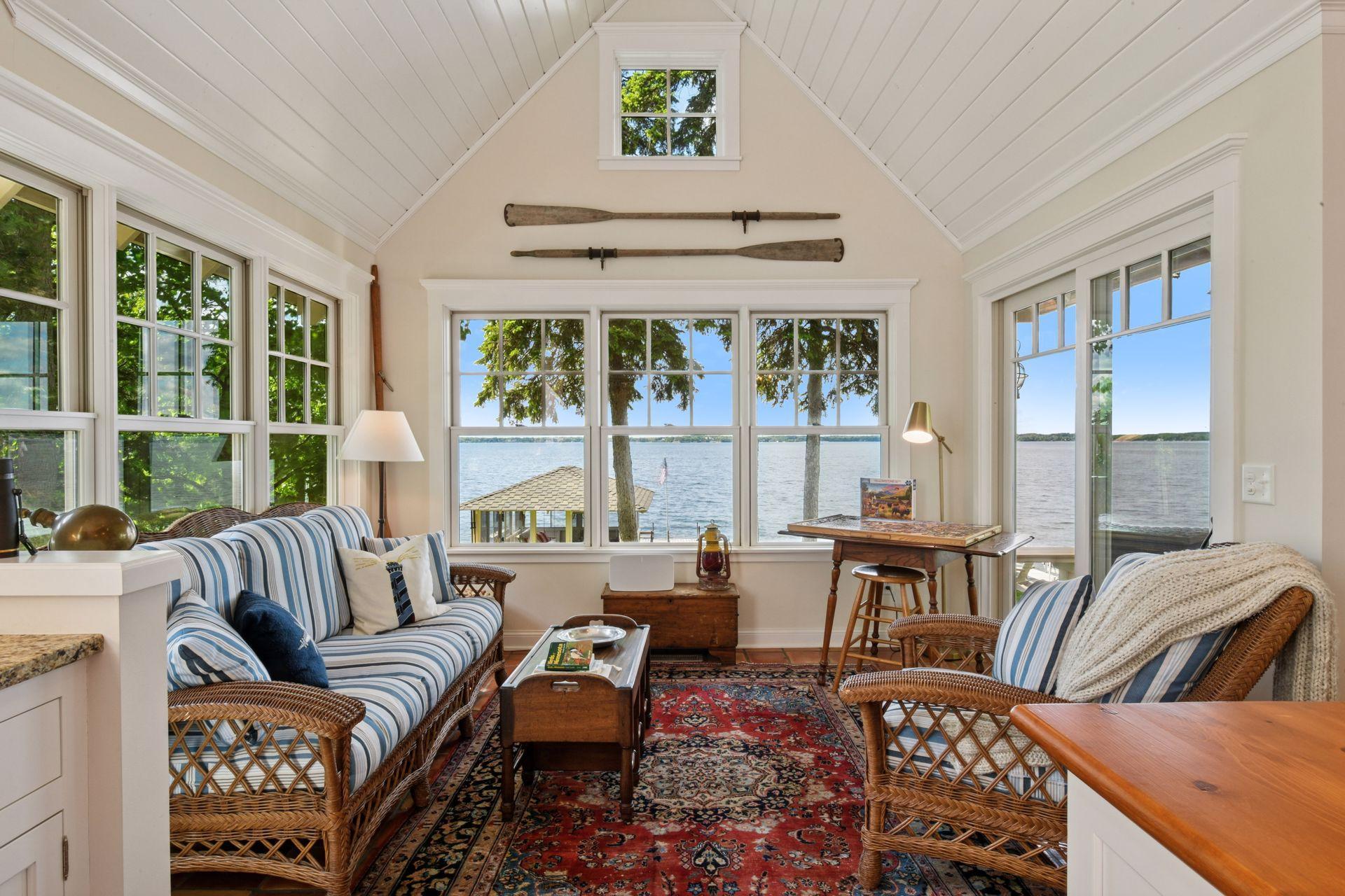 19820 Lakeview Avenue Deephaven, MN 55331 - Photo 19 of 32