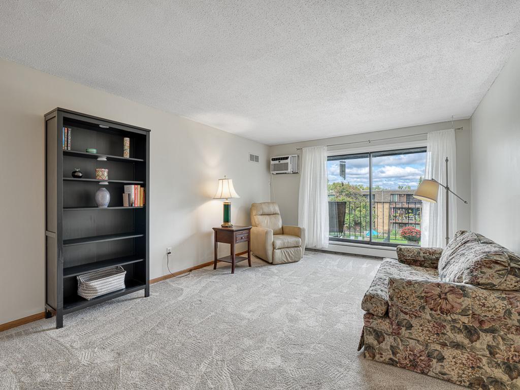 3421 Kent Street, Unit 614 Shoreview, MN 55126 - Photo 6 of 25