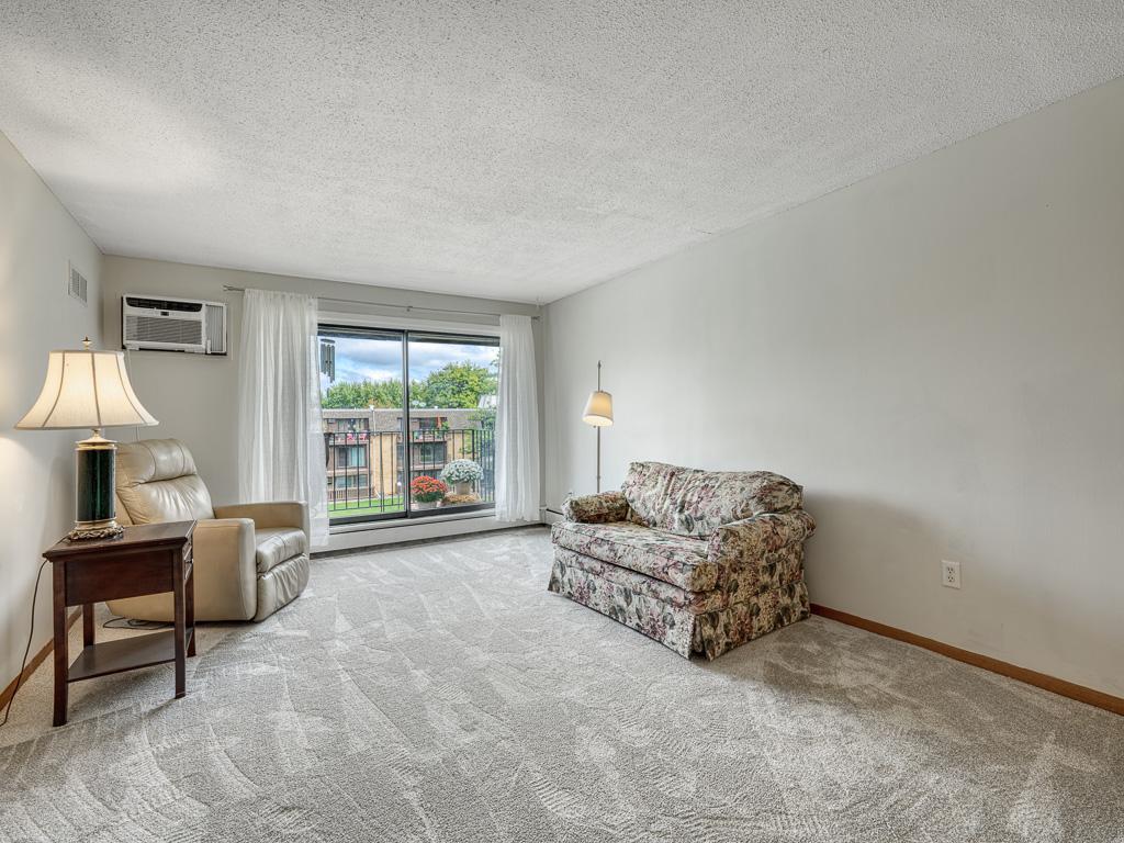 3421 Kent Street, Unit 614 Shoreview, MN 55126 - Photo 8 of 25