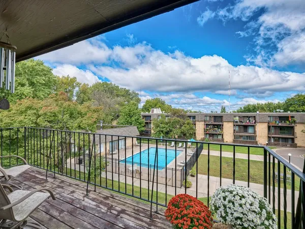 $115,000 | 3421 Kent Street, Unit 614, Shoreview, MN 55126