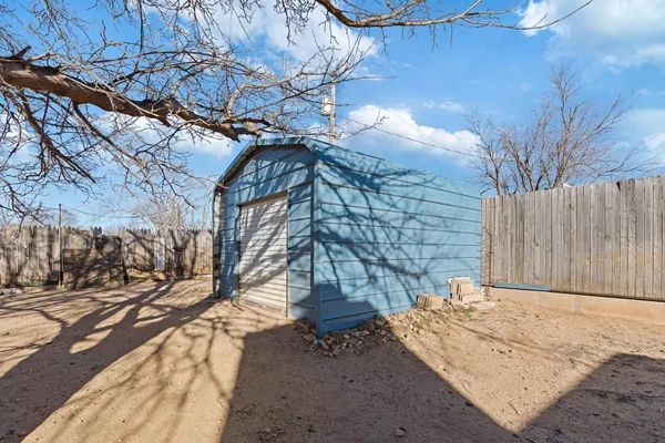 $185,000 | 306 Bugbee Avenue, Clarendon, TX 79226
