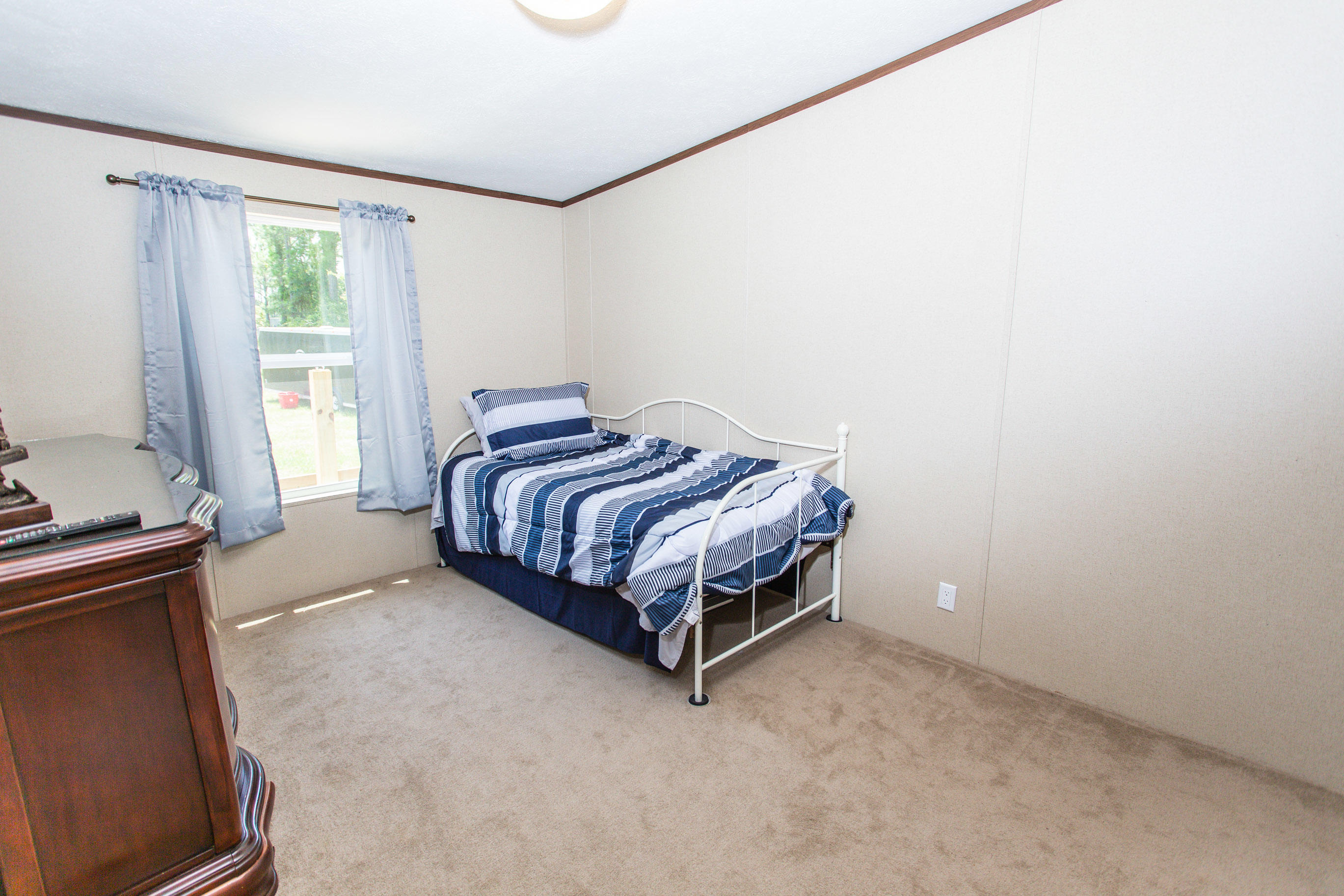 9163 Ridge Road Navarre, FL 32566 - Photo 7 of 14 IMG_4475