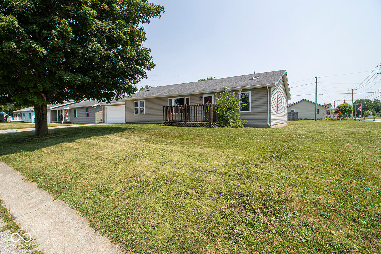 825 Rockshire Court Gas City, IN 46933 - Photo 32 of 41