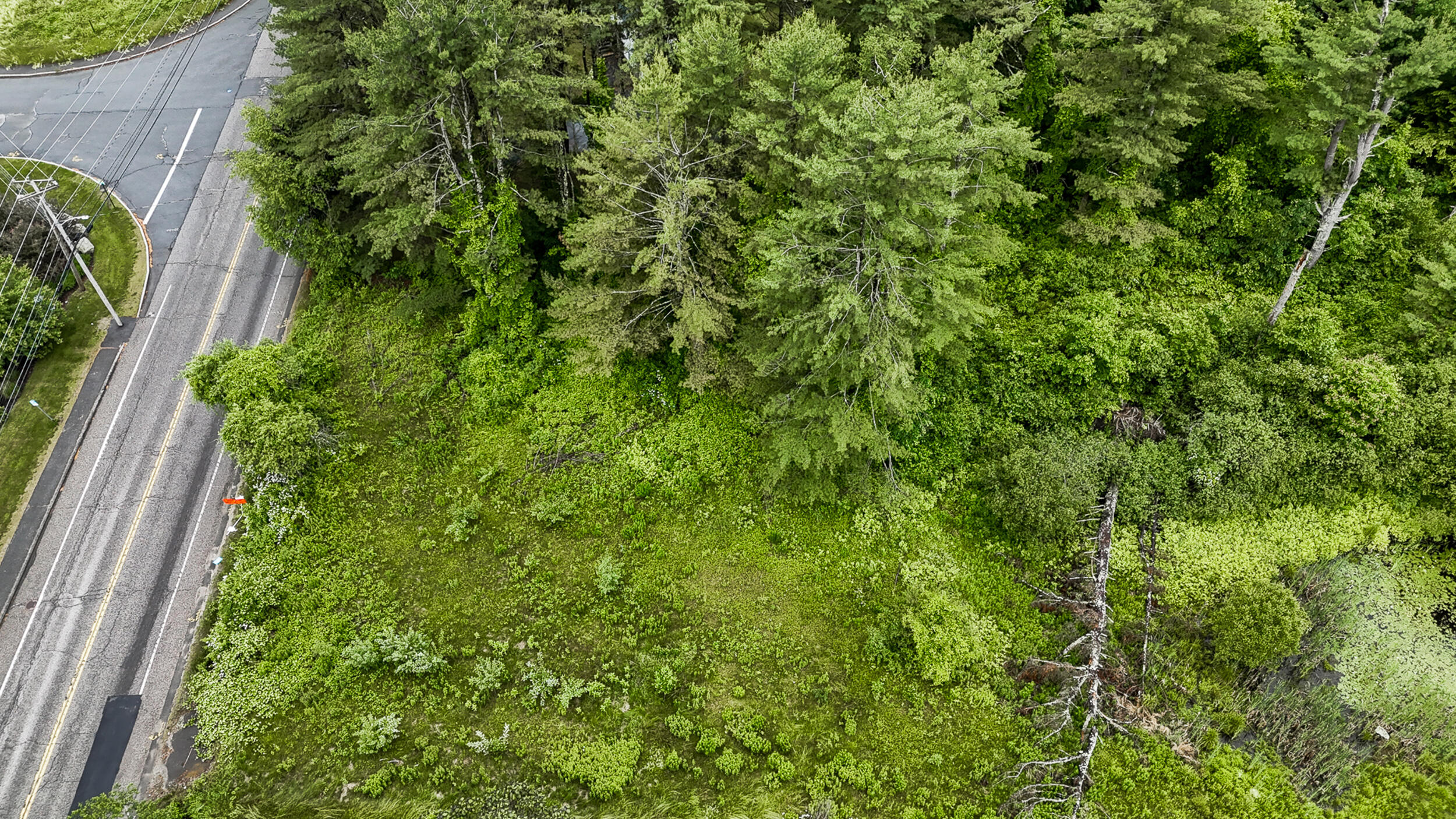 547 Saco Street Westbrook, ME 04092 - Photo 10 of 27 9_dji_20250618113931_0012_d-hdr